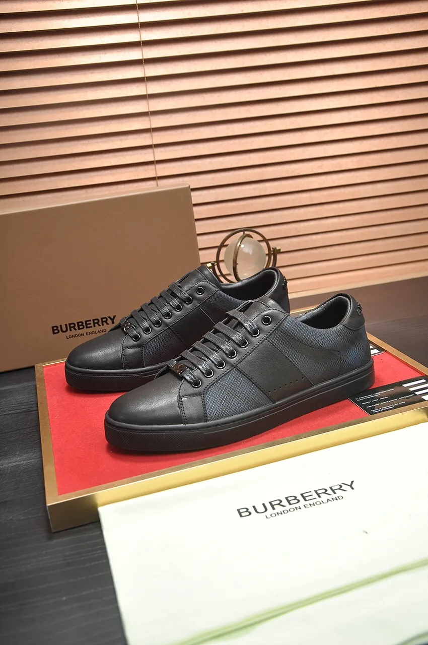 Men's shoes💰480💶[Burberry] (cowhide lining) classic low-top sneakers｜Imported cowhide with classic plaid fabric｜Cow leather lining｜Original outsole｜Fine workmanship and comfortable to wear Size: 38-44 (customized at 45)